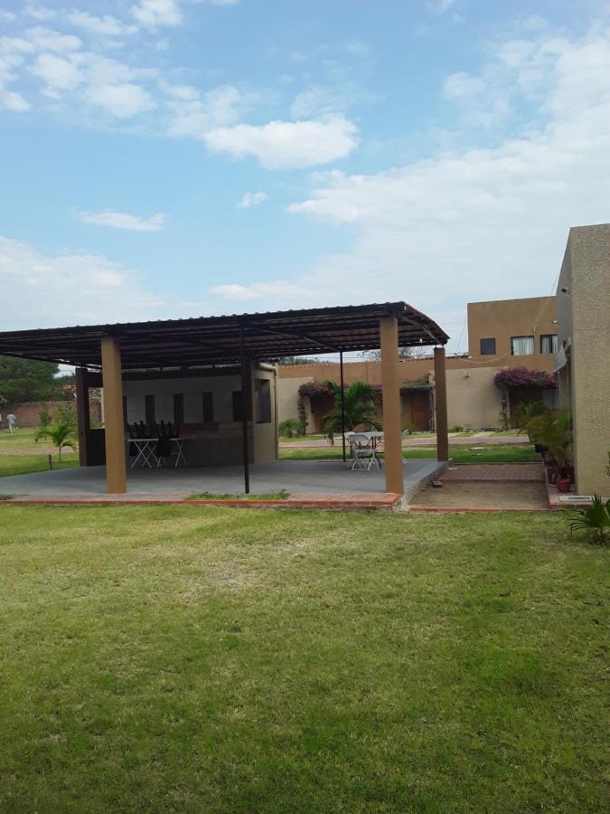 El Suto-Aparthotel San Jose de Chiquitos Екстер'єр фото