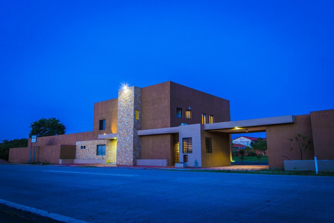 El Suto-Aparthotel San Jose de Chiquitos Екстер'єр фото